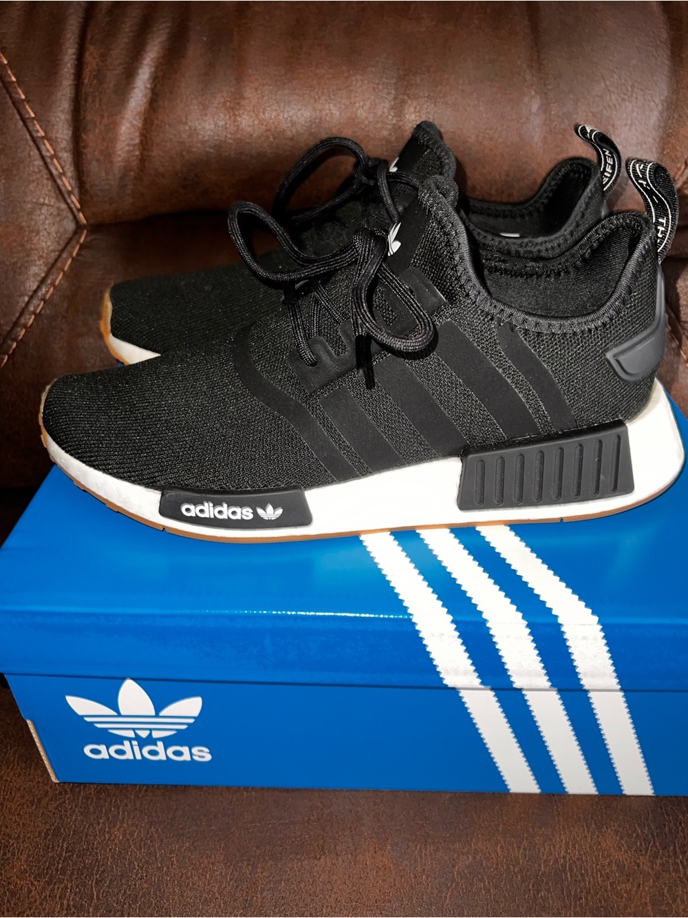 Adidas NMD R1 - Picture 3 of 5